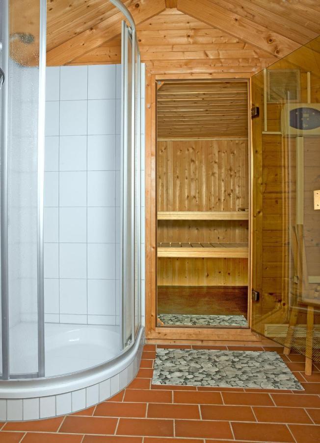 Вилла Reetdachhaus Hus Kieker Остров Пёль Экстерьер фото